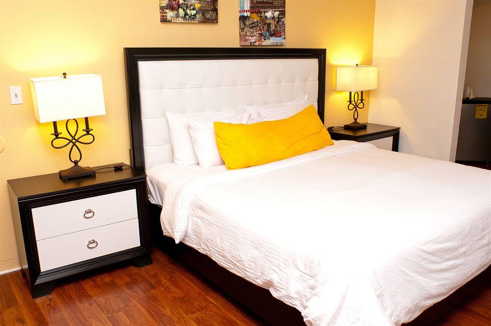 Travelodge By Wyndham Miami Biscayne Bay מראה חיצוני תמונה
