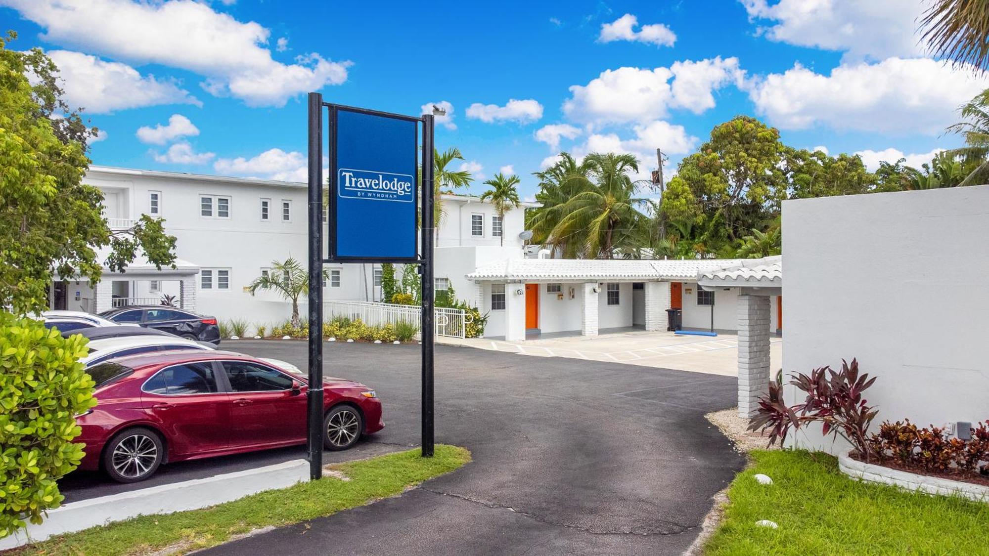 Travelodge By Wyndham Miami Biscayne Bay מראה חיצוני תמונה
